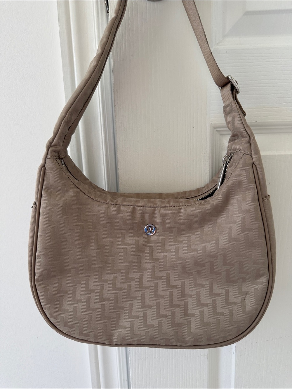 lululemon athletica Taupe Jacquard Shoulder Bag